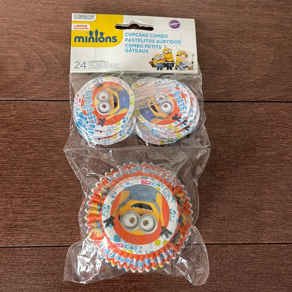 5/$25 Minions cupcake toppers